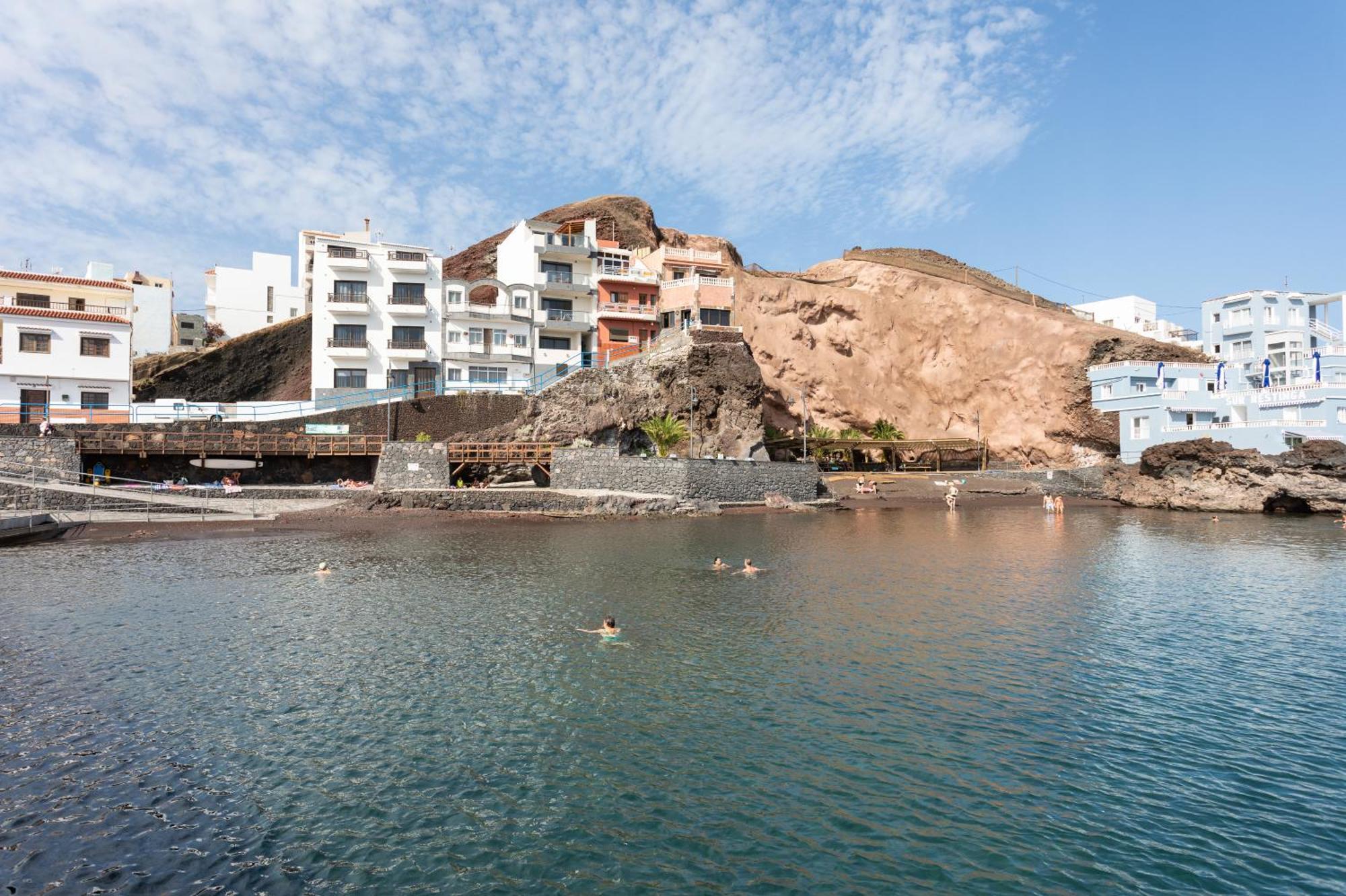 Charming Apartment & Diving ラ・レスティンガ エクステリア 写真